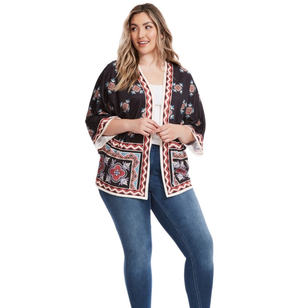 Flying Tomato Boho plus size print Navy blue open Kimono cardigan size 2X/3X